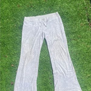Low rise 2000s style gray sweatpants in good condition
